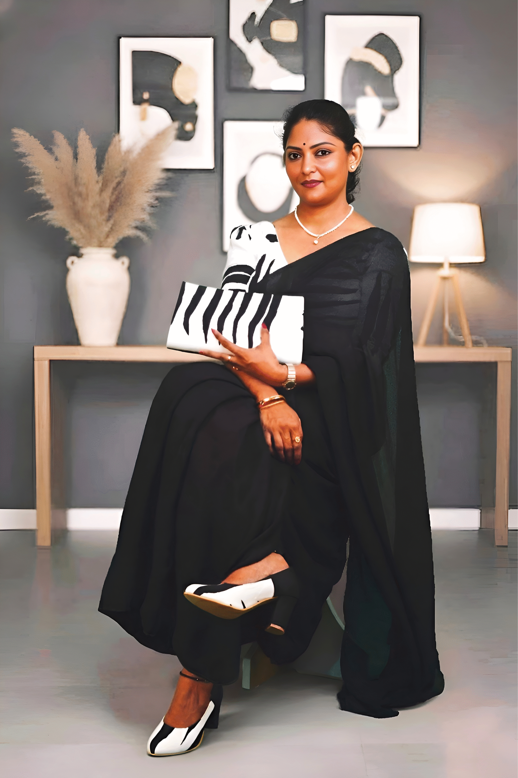 Zebra line (Black & white) - Image 2